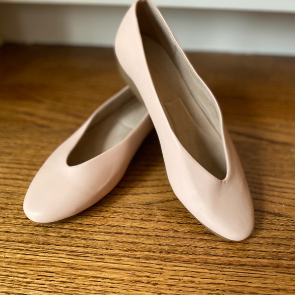 Aerosoles Vegan Architect Ballet Flat - Picture 3 of 8